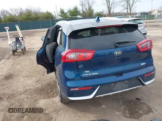 2018 Kia Niro Touring with VIN KNDCE3LC6J5174472, listed as a IAAI auction lot 41824400 with 83,182 mi miles. Bid and sale history available at carsss.com. Image 3.