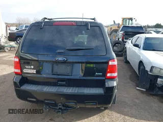 2011 Ford Escape XLT with VIN 1FMCU9DG3BKB95799, listed as a IAAI auction lot 41058817 with Not provided miles and . Bid and sale history available at DreamBid. Image 17.