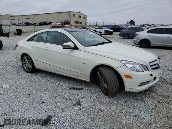2012 Mercedes-Benz E 350 with VIN WDDKJ5KBXCF157883, listed as a Copart auction lot 88347005 with 114,137 mi miles and Salvage Title. Bid and sale history available at DreamBid. Image 4.