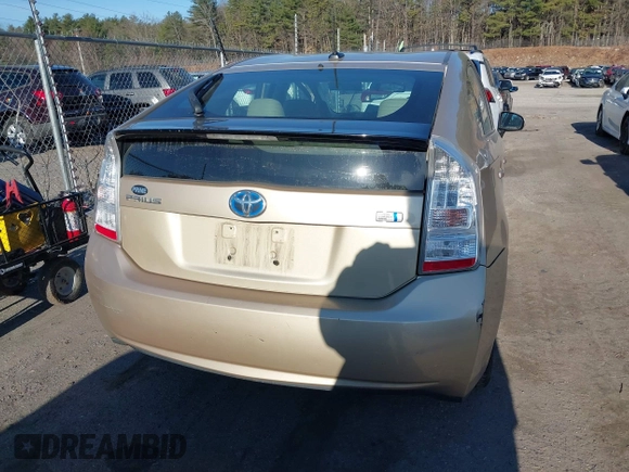 2011 Toyota Prius I with VIN JTDKN3DU3B0291993, listed as a IAAI auction lot 41892191 with 154,411 mi miles. Bid and sale history available at carsss.com. Image 16.