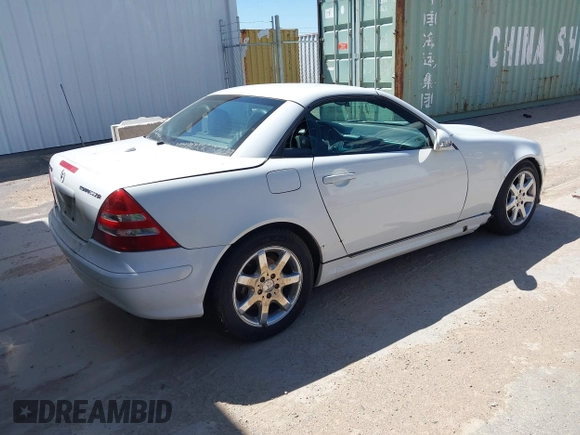 2001 Mercedes-Benz SLK 230 Kompressor with VIN WDBKK49FX1F218767, listed as a IAAI auction lot 42301070 with 182,332 mi miles and . Bid and sale history available at DreamBid. Image 4.