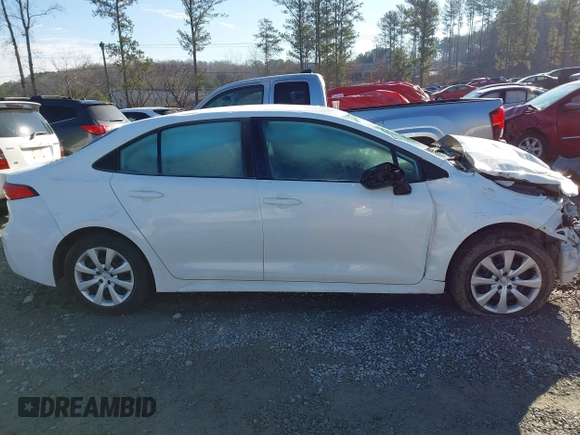 2021 Toyota Corolla LE with VIN 5YFEPMAE8MP245059, listed as a IAAI auction lot 41585010 with 75,000 mi miles. Bid and sale history available at carsss.com. Image 13.