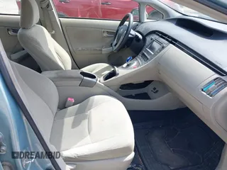 2013 Toyota Prius One z VIN JTDKN3DU1D1655518, wystawiony jako IAAI lot #42007815 z przebiegiem 182 854 mil mil oraz . Historia ofert i sprzedaży dostępna na DreamBid. Obrazek 5.