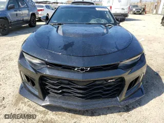 2017 Chevrolet Camaro ZL1 with VIN 1G1FJ1R62H0182079, listed as a Copart auction lot 52446335 with 21,652 mi miles and Salvage Title. Bid and sale history available at carsss.com. Image 5.