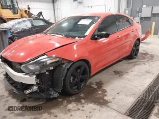 2015 Dodge Dart SXT z VIN 1C3CDFBB6FD299695, wystawiony jako IAAI lot #41607860 z przebiegiem 107 665 mil mil oraz . Historia ofert i sprzedaży dostępna na DreamBid. Obrazek 2.
