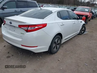 2012 Kia Optima Hybrid with VIN KNAGM4AD4C5016766, listed as a IAAI auction lot 41735403 with 177,890 mi miles. Bid and sale history available at carsss.com. Image 4.