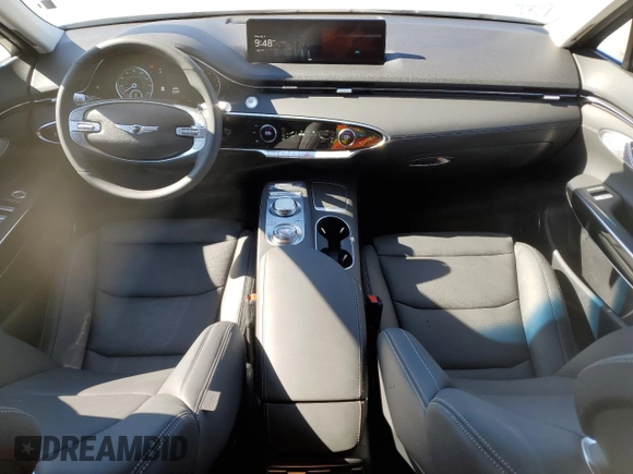 2025 Genesis GV70 2.5T z VIN KMUMADTB6SU221923, wystawiony jako Copart lot #52505625 z przebiegiem 171 mil mil oraz Czysty tytuł • Clean title. Historia ofert i sprzedaży dostępna na DreamBid. Obrazek 8.