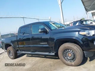 2022 Toyota Tacoma SR5 with VIN 3TMBZ5DN6NM034630, listed as a IAAI auction lot 42733932 with 43,309 mi miles and . Bid and sale history available at DreamBid. Image 13.