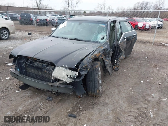 2006 Chrysler 300 C with VIN 2C3KA63H06H189591, listed as a IAAI auction lot 41810691 with 184,465 mi miles. Bid and sale history available at carsss.com. Image 18.