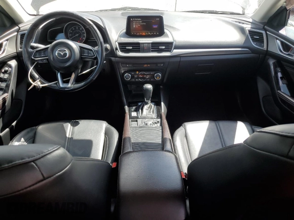 2017 Mazda 3 Touring z VIN 3MZBN1V79HM124716, wystawiony jako Copart lot #54564155 z przebiegiem 80 625 mil mil oraz Szkoda całkowita • Salvage title. Historia ofert i sprzedaży dostępna na DreamBid. Obrazek 8.