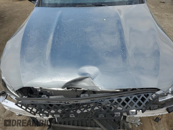 2024 Mercedes-Benz C 300 z VIN W1KAF4HB5RR184236, wystawiony jako Copart lot #72725194 z przebiegiem Nie podano mil oraz Szkoda całkowita • Salvage title. Historia ofert i sprzedaży dostępna na DreamBid. Obrazek 11.