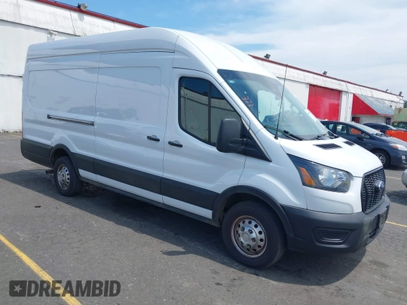 2023 Ford Transit Cargo z VIN 1FTBR3U86PKA69175, wystawiony jako IAAI lot #42520049 z przebiegiem 50 866 mil mil oraz . Historia ofert i sprzedaży dostępna na DreamBid. Obrazek 1.