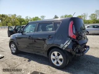 2019 Kia Soul with VIN KNDJN2A23K7698566, listed as a Copart auction lot 52548565 with 132,452 mi miles and Salvage Title. Bid and sale history available at carsss.com. Image 2.