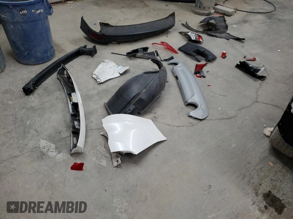 2019 Ford Escape Titanium с VIN 1FMCU0J94KUA44606, выставлен на аукционе Copart как лот 51790035 с пробегом 70 190 миль миль и На запчасти • Non repairable. История ставок и продаж доступна на DreamBid. Изображение 13.