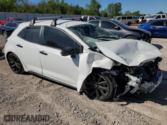 2022 Toyota Corolla Hatchback SE with VIN JTND4MBE5N3189994, listed as a Copart auction lot 68361523 with 22,038 mi miles and Salvage Title. Bid and sale history available at carsss.com. Image 4.