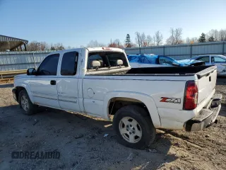 2004 Chevrolet Silverado 1500 with VIN 1GCEK19T44Z184623, listed as a Copart auction lot 50474105 with 252,214 mi miles and Clean Title. Bid and sale history available at DreamBid. Image 2.