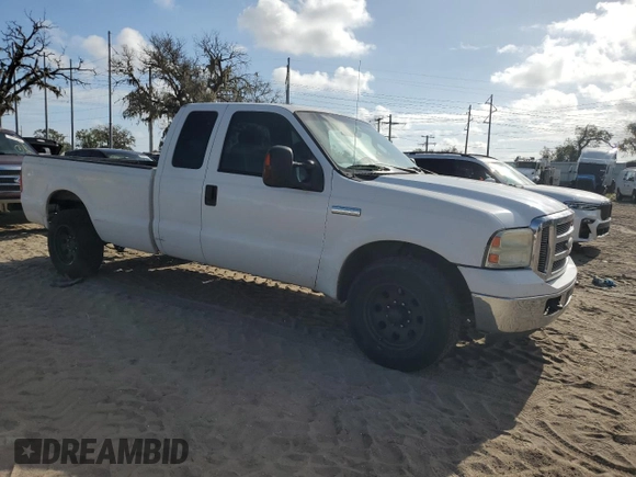 2005 Ford Super Duty F-250 XL with VIN 1FTSX205X5EB09989, listed as a Copart auction lot 80383534 with 338,103 mi miles and Clean Title. Bid and sale history available at carsss.com. Image 4.