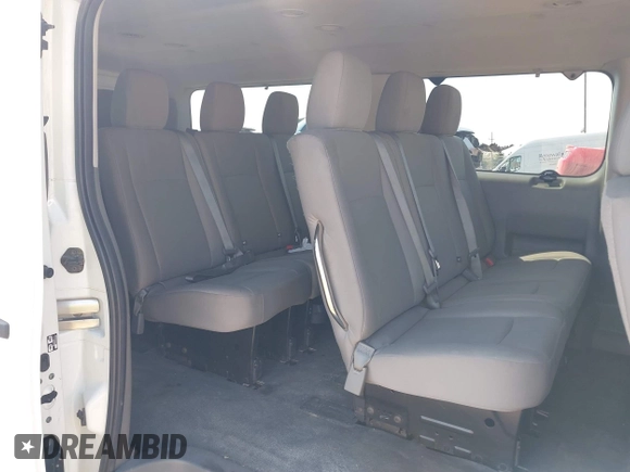 2013 Nissan NV SV z VIN 5BZBF0AA5DN200878, wystawiony jako IAAI lot #42016341 z przebiegiem 138 433 mil mil oraz . Historia ofert i sprzedaży dostępna na DreamBid. Obrazek 8.