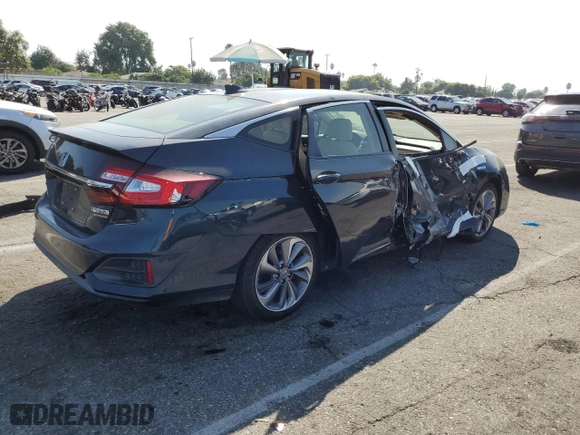 2018 Honda Clarity Plug-In Hybrid Touring with VIN JHMZC5F36JC009488, listed as a Copart auction lot 69550083 with 100,801 mi miles. Bid and sale history available at carsss.com. Image 3.