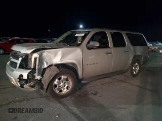 2009 Chevrolet Suburban LS z VIN 1GNFC16J99R188878, wystawiony jako Copart lot #81380554 z przebiegiem 222 975 mil mil oraz Szkoda całkowita • Salvage title. Historia ofert i sprzedaży dostępna na DreamBid. Obrazek 1.