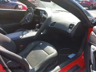 2019 Chevrolet Corvette 1LT with VIN 1G1YB2D76K5113286, listed as a IAAI auction lot 41687647 with 28,164 mi miles. Bid and sale history available at carsss.com. Image 5.