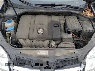 2010 Volkswagen Jetta Limited Edition with VIN 3VWRX7AJ7AM124457, listed as a Copart auction lot 52967135 with 206,069 mi miles and Salvage title. Bid and sale history available at DreamBid. Image 11.