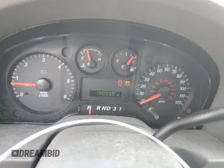 2006 Ford Freestar SE z VIN 2FMZA51626BA22847, wystawiony jako Copart lot #43667175 z przebiegiem 140 039 mil mil oraz Szkoda całkowita • Salvage title. Historia ofert i sprzedaży dostępna na DreamBid. Obrazek 9.