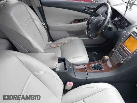 2010 Lexus ES with VIN JTHBK1EG2A2401553, listed as a IAAI auction lot 41924065 with 228,784 mi miles. Bid and sale history available at carsss.com. Image 5.