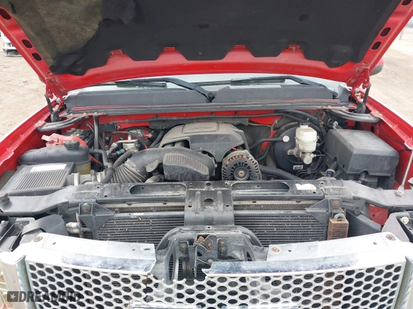 2008 GMC Sierra 1500 Work Truck with VIN 2GTEK133681292376, listed as a IAAI auction lot 41742916 with 319,024 mi miles. Bid and sale history available at carsss.com. Image 10.