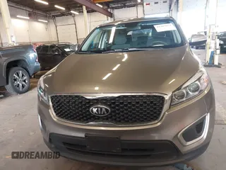 2017 Kia Sorento LX with VIN 5XYPGDA57HG199307, listed as a IAAI auction lot 41967654 with 88,112 mi miles and . Bid and sale history available at carsss.com. Image 12.