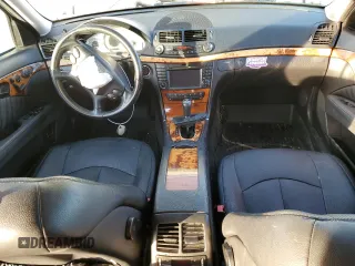 2009 Mercedes-Benz E-Class Sport 5.5L with VIN WDBUF72X79B376679, listed as a Copart auction lot 87035824 with 0 mi miles and Salvage Title. Bid and sale history available at carsss.com. Image 8.