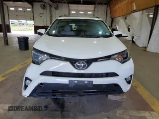 2016 Toyota RAV4 XLE с VIN JTMRFREV8GD191572, выставлен на аукционе Copart как лот 61609975 с пробегом 140 648 миль миль и Списание • Salvage title. История ставок и продаж доступна на DreamBid. Изображение 5.