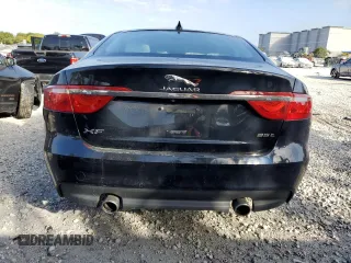 2017 Jaguar XF 35t Premium with VIN SAJBD4BVXHCY29179, listed as a Copart auction lot 84822414 with 122,207 mi miles and Clean Title. Bid and sale history available at carsss.com. Image 6.