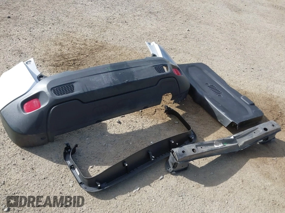 2017 Jeep Renegade Altitude с VIN ZACCJABB0HPF03399, выставлен на аукционе IAAI как лот 42204522 с пробегом 60 100 миль миль и . История ставок и продаж доступна на DreamBid. Изображение 12.