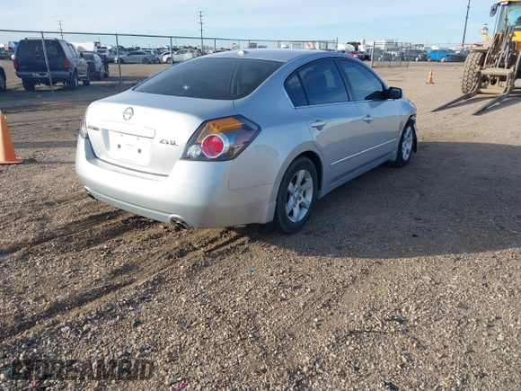 2008 Nissan Altima 2.5 with VIN 1N4AL21E58N537453, listed as a IAAI auction lot 40926249 with 69,150 mi miles. Bid and sale history available at carsss.com. Image 4.