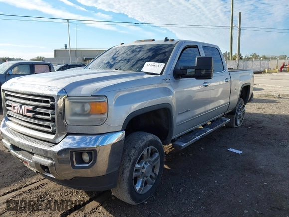 2015 GMC Sierra 2500HD available WiFi SLT with VIN 1GT12ZEG7FF167096, listed as a IAAI auction lot 41408317 with 152,969 mi miles. Bid and sale history available at carsss.com. Image 17.
