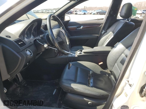 2011 Mercedes-Benz C 300 Sport with VIN WDDGF8BB8BR185395, listed as a Copart auction lot 47093435 with 137,621 mi miles and Clean title. Bid and sale history available at DreamBid. Image 7.