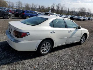2002 Lexus ES 300 with VIN JTHBF30G925029779, listed as a Copart auction lot 51455565 with 222,525 mi miles and Clean Title. Bid and sale history available at DreamBid. Image 3.