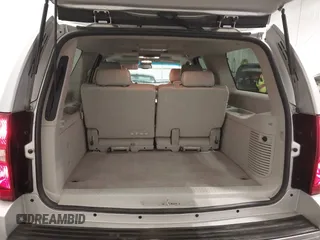 2011 Chevrolet Suburban LTZ with VIN 1GNSKKE31BR143238, listed as a IAAI auction lot 41621927 with 224,313 mi miles and . Bid and sale history available at DreamBid. Image 18.