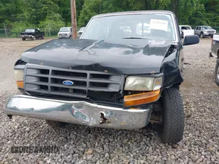 1997 Ford F-250 с VIN 1FTHX25H5VEC68464, выставлен на аукционе IAAI как лот 42365298 с пробегом 137 859 миль миль и . История ставок и продаж доступна на DreamBid. Изображение 6.