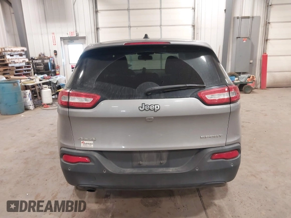 2015 Jeep Cherokee Sport with VIN 1C4PJMAB8FW594202, listed as a IAAI auction lot 40920153 with 235,933 mi miles. Bid and sale history available at carsss.com. Image 16.