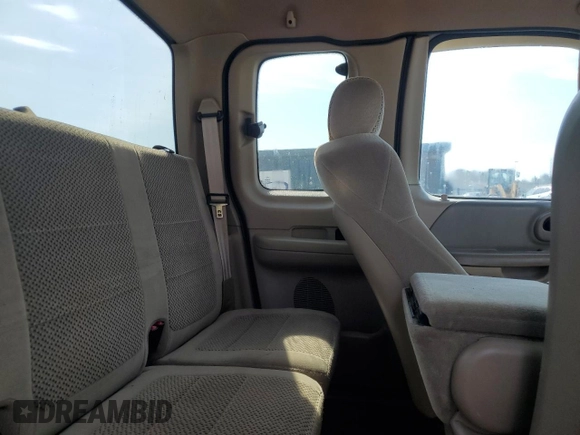 2001 Ford F-150 XL with VIN 1FTRX18L61NB63912, listed as a Copart auction lot 46839725 with 198,649 mi miles and Salvage Title. Bid and sale history available at carsss.com. Image 10.