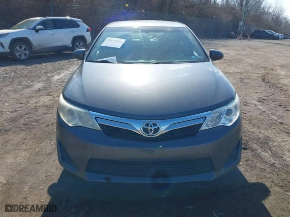 2012 Toyota Camry L with VIN 4T1BF1FK0CU099563, listed as a IAAI auction lot 41679600 with 142,405 mi miles. Bid and sale history available at carsss.com. Image 13.