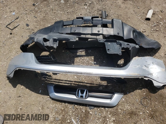 2009 Honda CR-V LX z VIN 5J6RE383X9L035529, wystawiony jako Copart lot #57875445 z przebiegiem 122 651 mil mil oraz Szkoda całkowita • Salvage title. Historia ofert i sprzedaży dostępna na DreamBid. Obrazek 13.