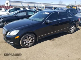 2013 Mercedes-Benz E 350 Luxury with VIN WDDHF8JB6DA661022, listed as a Copart auction lot 52030585 with 165,279 mi miles and Salvage Title. Bid and sale history available at DreamBid. Image 1.