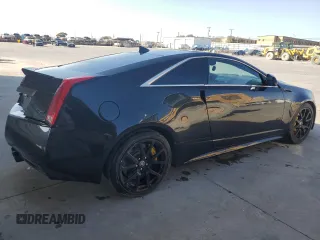 2014 Cadillac CTS-V z VIN 1G6DV1EP0E0109258, wystawiony jako Copart lot #77531994 z przebiegiem 74 808 mil mil oraz Szkody całkowita. Historia ofert i sprzedaży dostępna na DreamBid. Obrazek 3.