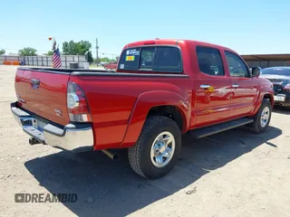 2010 Toyota Tacoma PreRunner with VIN 3TMJU4GN3AM105454, listed as a IAAI auction lot 42321358 with 113,714 mi miles and . Bid and sale history available at DreamBid. Image 4.