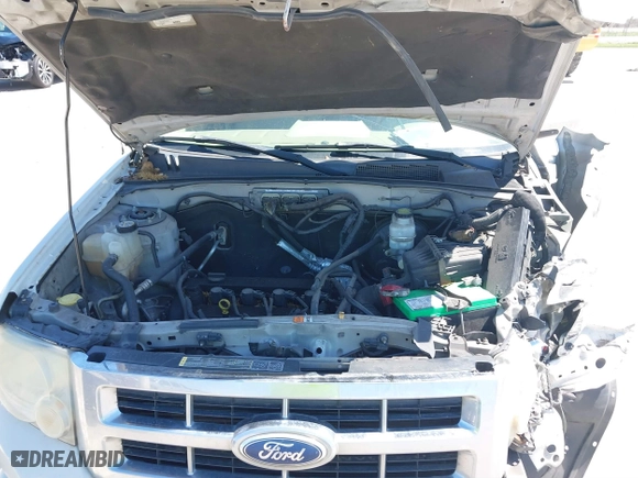 2011 Ford Escape Limited with VIN 1FMCU0E70BKB63399, listed as a IAAI auction lot 41862288 with 238,822 mi miles. Bid and sale history available at carsss.com. Image 10.