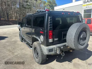 2007 Hummer H2 SUV z VIN 5GRGN23U47H100882, wystawiony jako Copart lot #53737005 z przebiegiem 197 351 mil mil oraz Czysty tytuł • Clean title. Historia ofert i sprzedaży dostępna na DreamBid. Obrazek 3.