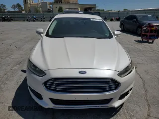 2013 Ford Fusion SE with VIN 3FA6P0H77DR216284, listed as a Copart auction lot 53164245 with 122,923 mi miles and Salvage Title. Bid and sale history available at carsss.com. Image 5.